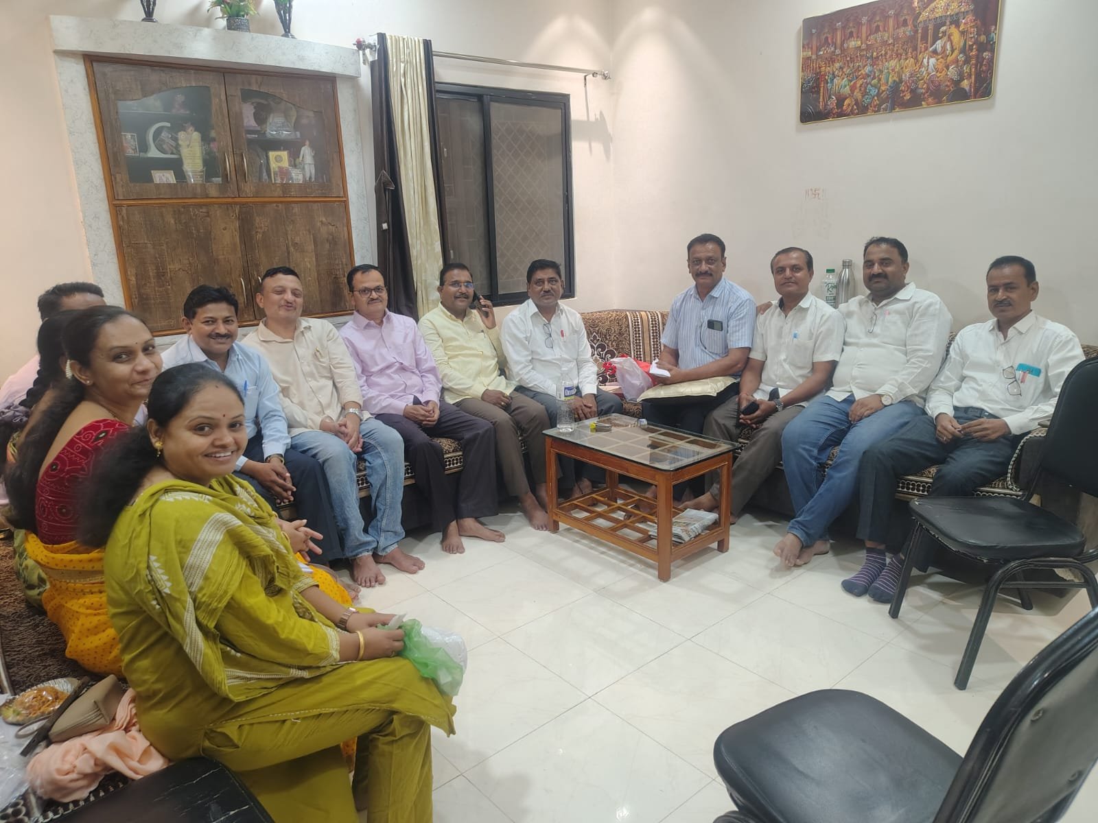 हिंदी अध्यापक मंडळाच्या सहविचार सभेत गुणवंत विद्यार्थ्यांच्या गौरवाचे नियोजन , हिंदी दिनानिमित्त तालुकास्तरीय सामान्य ज्ञान परीक्षेला ग्रामीण व शहरी विद्यार्थ्यांचा उत्स्फूर्त प्रतिसाद; दिवाळीनंतर बक्षीस वितरण समारंभाचे आयोजन