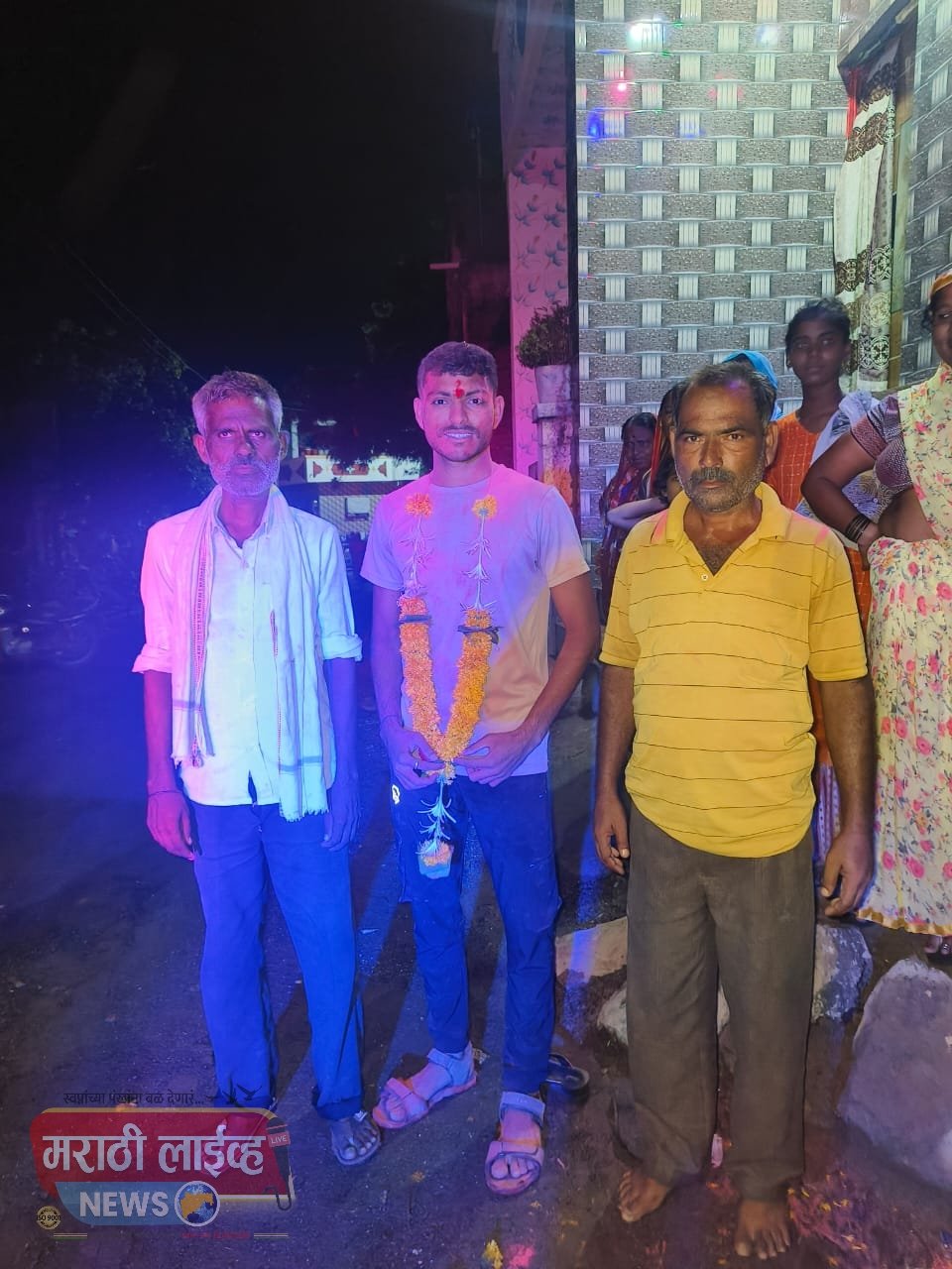 जि.प.पिंगळवाडे शाळेचा विद्यार्थी झाला मुंबई पोलीस…पिंगळवाडे गावाच्या शिरपेचात वर्दीच्या रुपात तब्बल 2 तपानंतर मानाचा तुरा