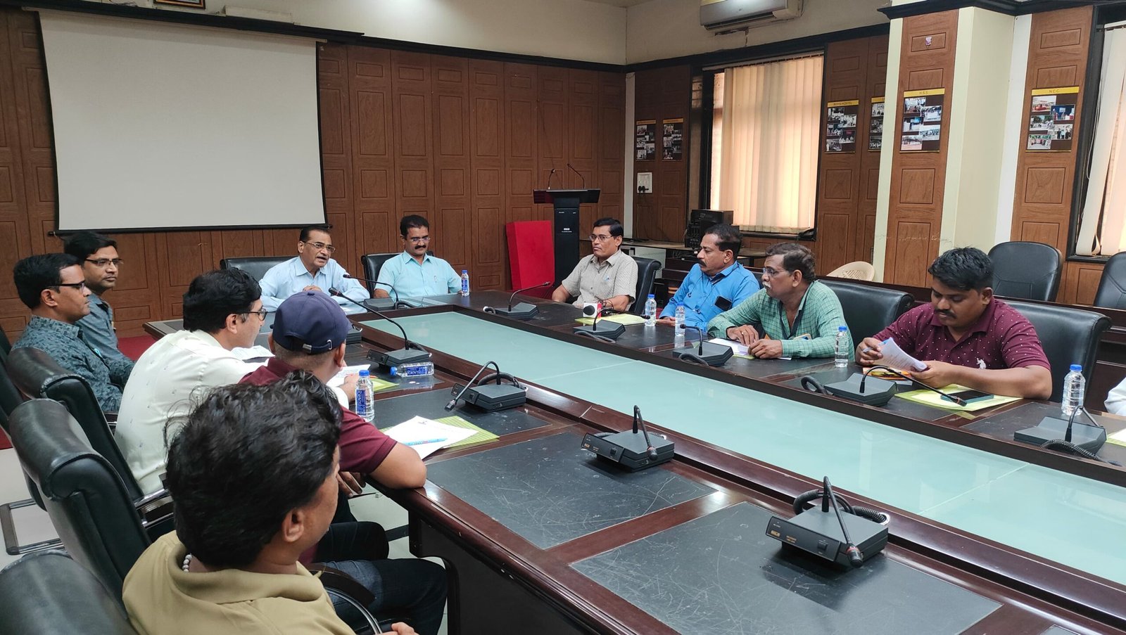 विश्व संस्कृत दिनानिमित्त के.सी.ई.सोसायटीच्या स्वामी विवेकानंद कनिष्ठ महाविद्यालयात श्री.आद्य शंकराचार्य संस्कृत स्तोत्र पठण स्पर्धेचे आयोजन.