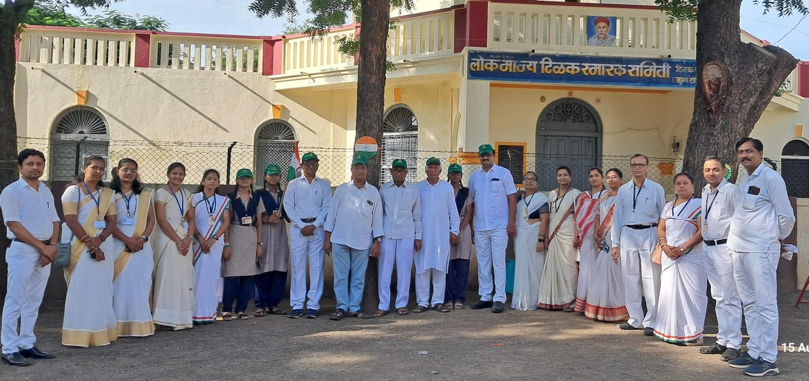 लोकमान्य विद्यालयात अनोखा स्वातंत्र्यदिन साजरा