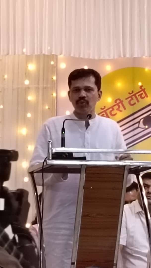 लोकांच्या कळीच्या प्रश्नांवर राज्यात तिसरा मोर्चा उभा करणार समाजवादी गणराज्य पार्टीचे कपिल पाटील यांचा निर्धार