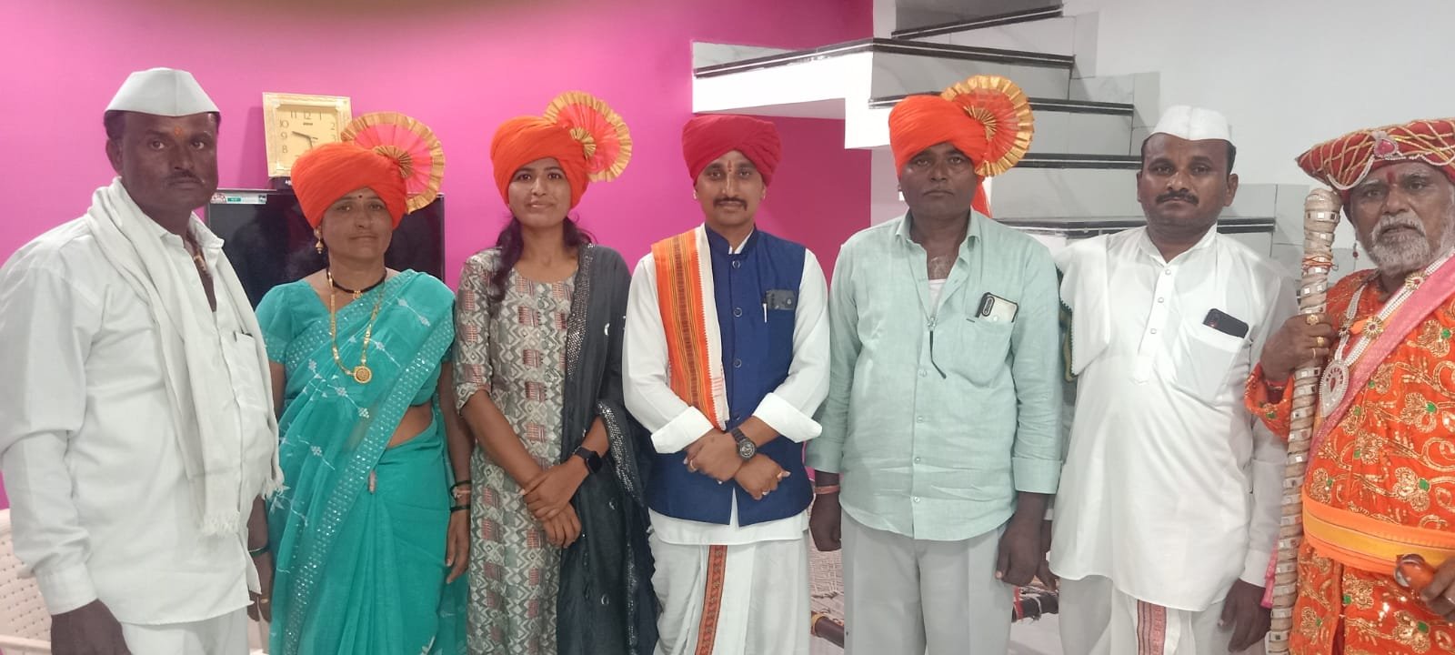 जिद्द व चिकाटी च्या जोरावर परसोडे शेतकरी कन्या विदया पाटील पहिल्या प्रयत्नात पोलिस उपनिरीक्षक