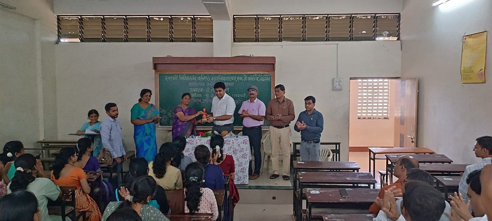 बदलत्या जीवनशैलीत संतुलित आहाराचे असाधारण महत्त्व-डॉ.तेजस राणे.