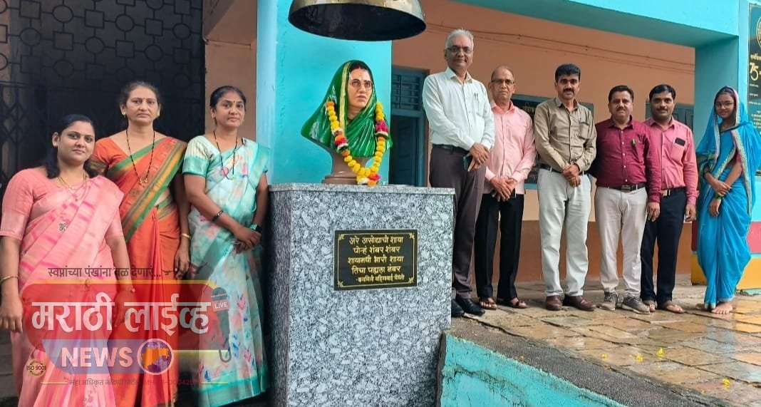 माणसाचं जगणंच बहिणाबाईंनी कवितेतून मांडल. प्र कुलगुरू एस.टी. इंगळे