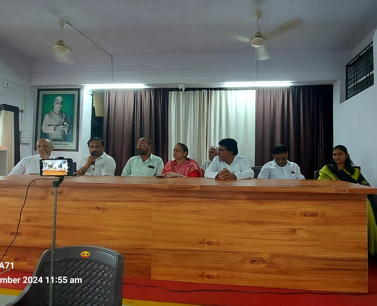 विधानसभेच्या निवडणुकीत महाविकास आघाडीच्या उमेदवारांच्या पाठीशी उभे राहू,पत्रकार परिषदेत काँग्रेस पक्षाच्या पदाधिकाऱ्यांचा सूर