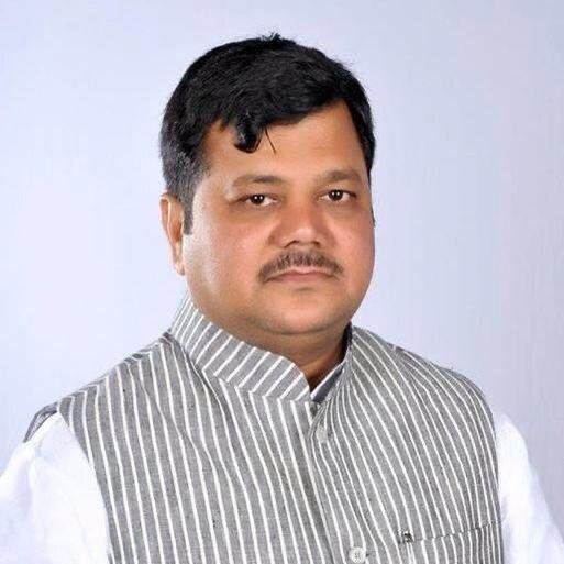 *भाजपा गटनेते आ. प्रविण दरेकरांना*  *’उत्कृष्ट संसदपटू’ पुरस्कार जाहीर*