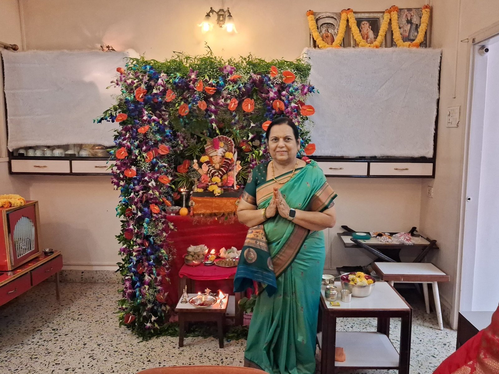 विधान परिषद उपसभापती व शिवसेना नेत्या डाँ. नीलमताई गोऱ्हे त्यांच्या निवासस्थानी गणरायाची विधिपूर्वक स्थापना.