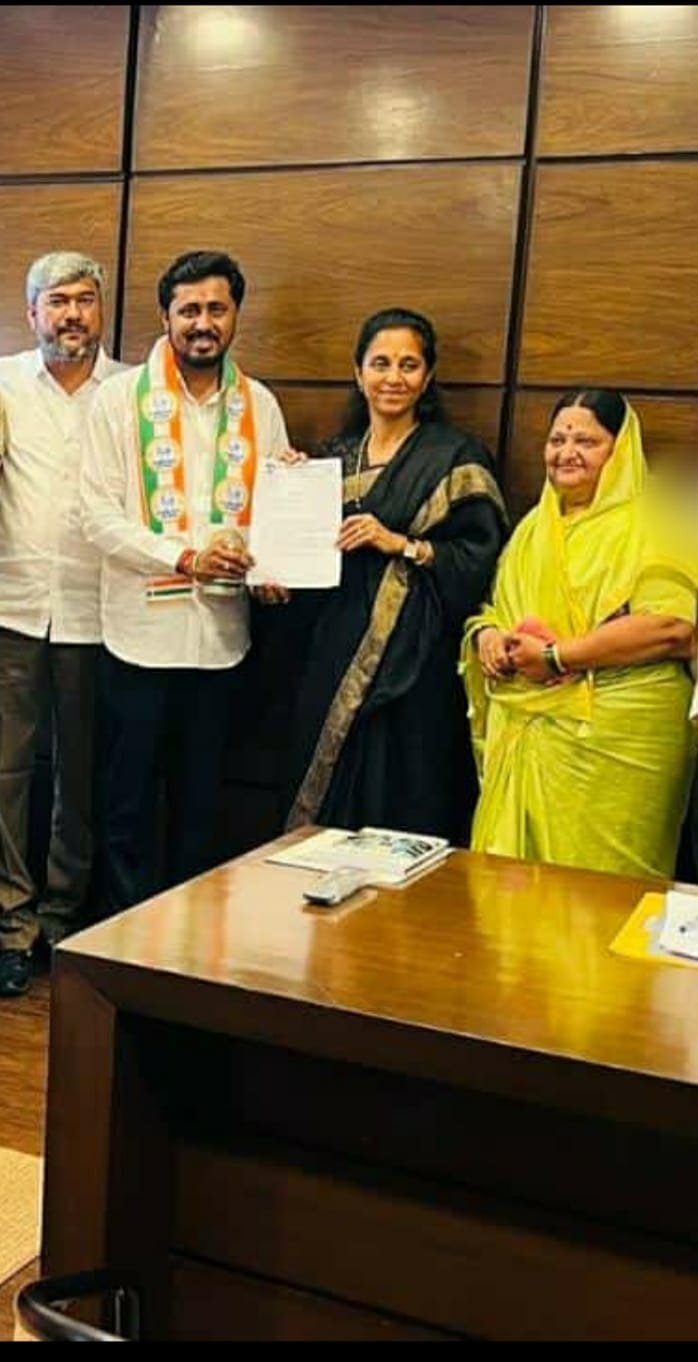 परेश शिंदे यांची शरदचंद्र पवार राष्ट्रवादी काग्रेसच्या युवक अध्यक्षपदी निवड