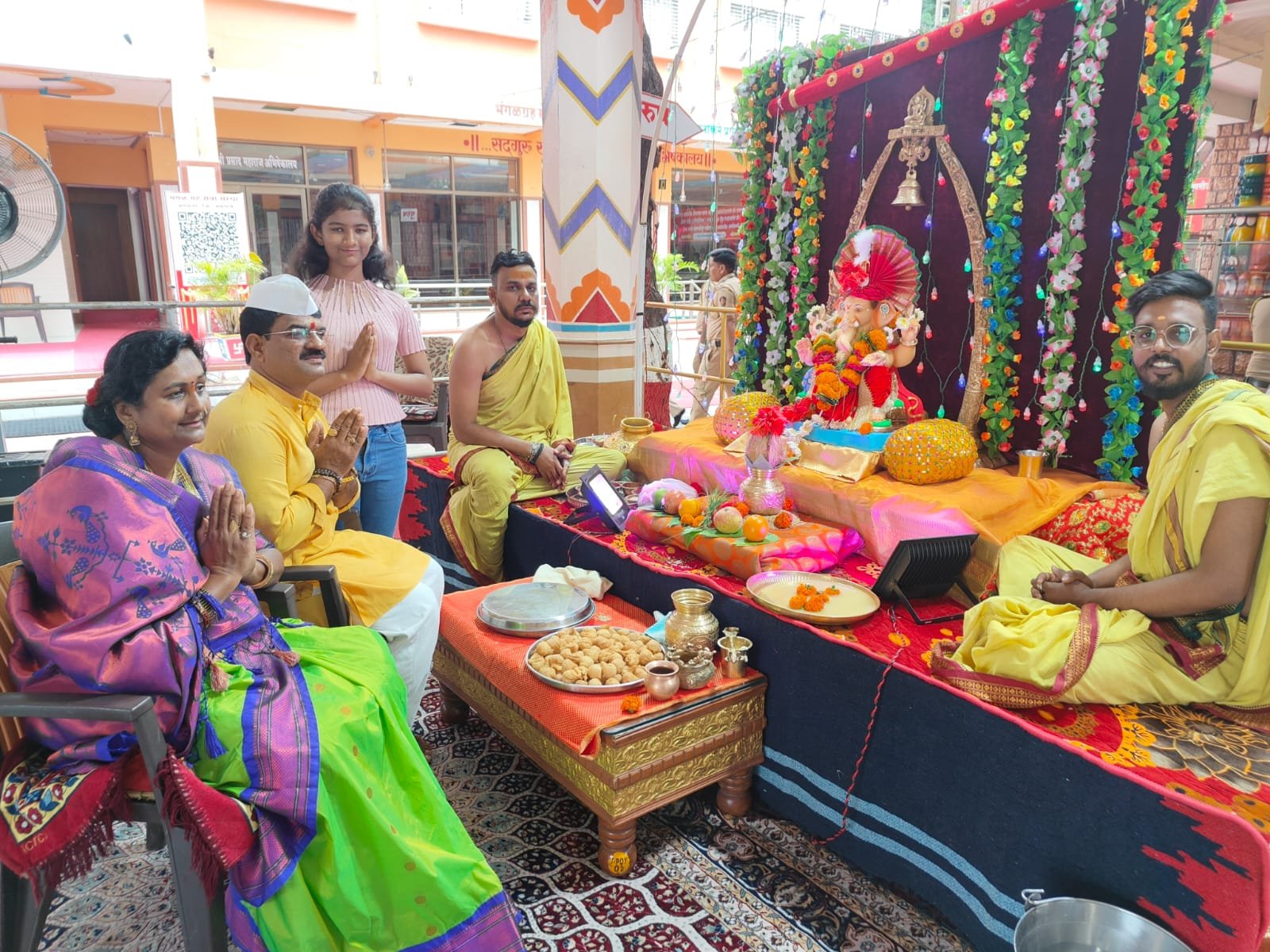 श्री मंगळग्रह मंदिरात श्री गणेशमूर्तीची स्थापना