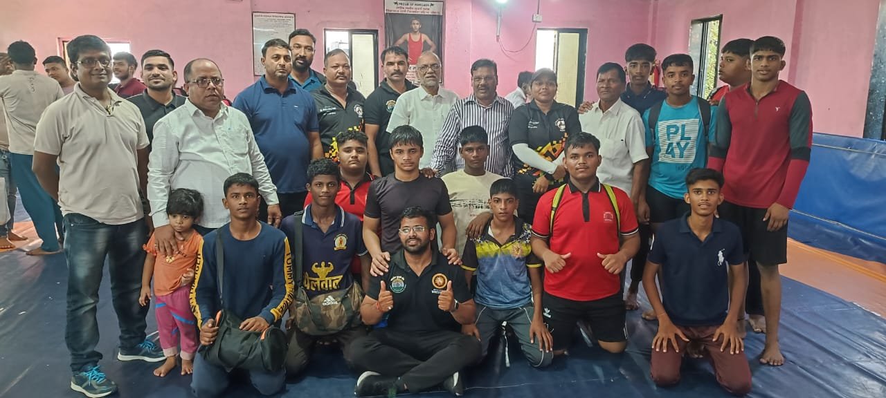 भिवंडी तालुका शालेय कुस्ती स्पर्धा कलानिकेतन व्यायामशाळेत संपन्न