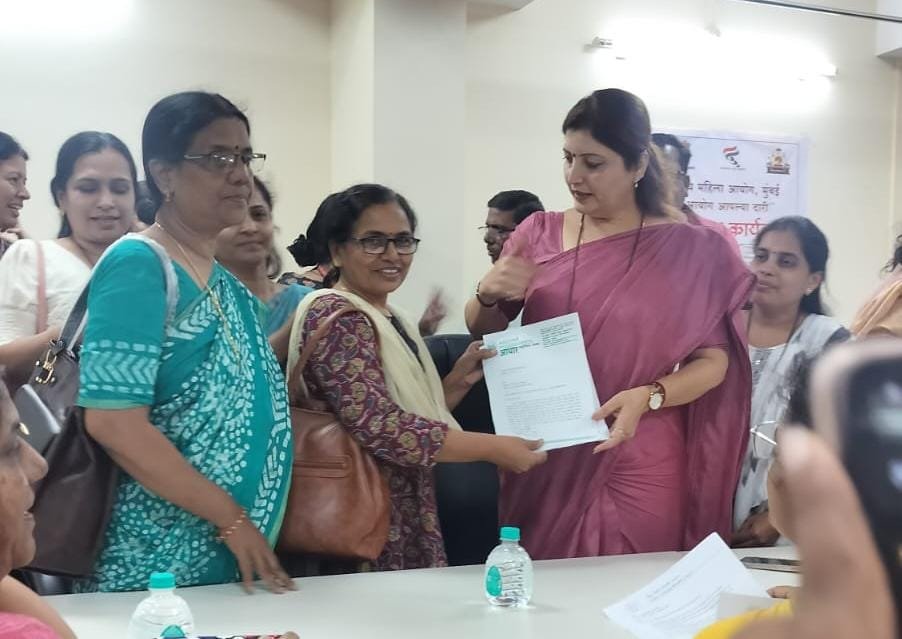 राज्य महिला आयोग अध्यक्षा माननीय रुपाली ताई चाकणकर यांची आधार संस्थेच्या शिस्ट मंडळाची भेट