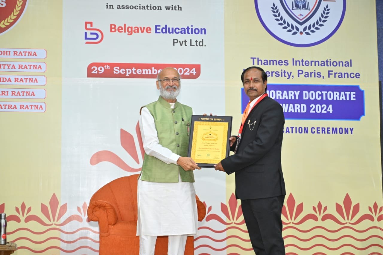 स्वराज्य देशा संस्थापक अध्यक्ष मुरलीधर बेडगे भारतीय रत्न पुरस्काराने सन्मानित