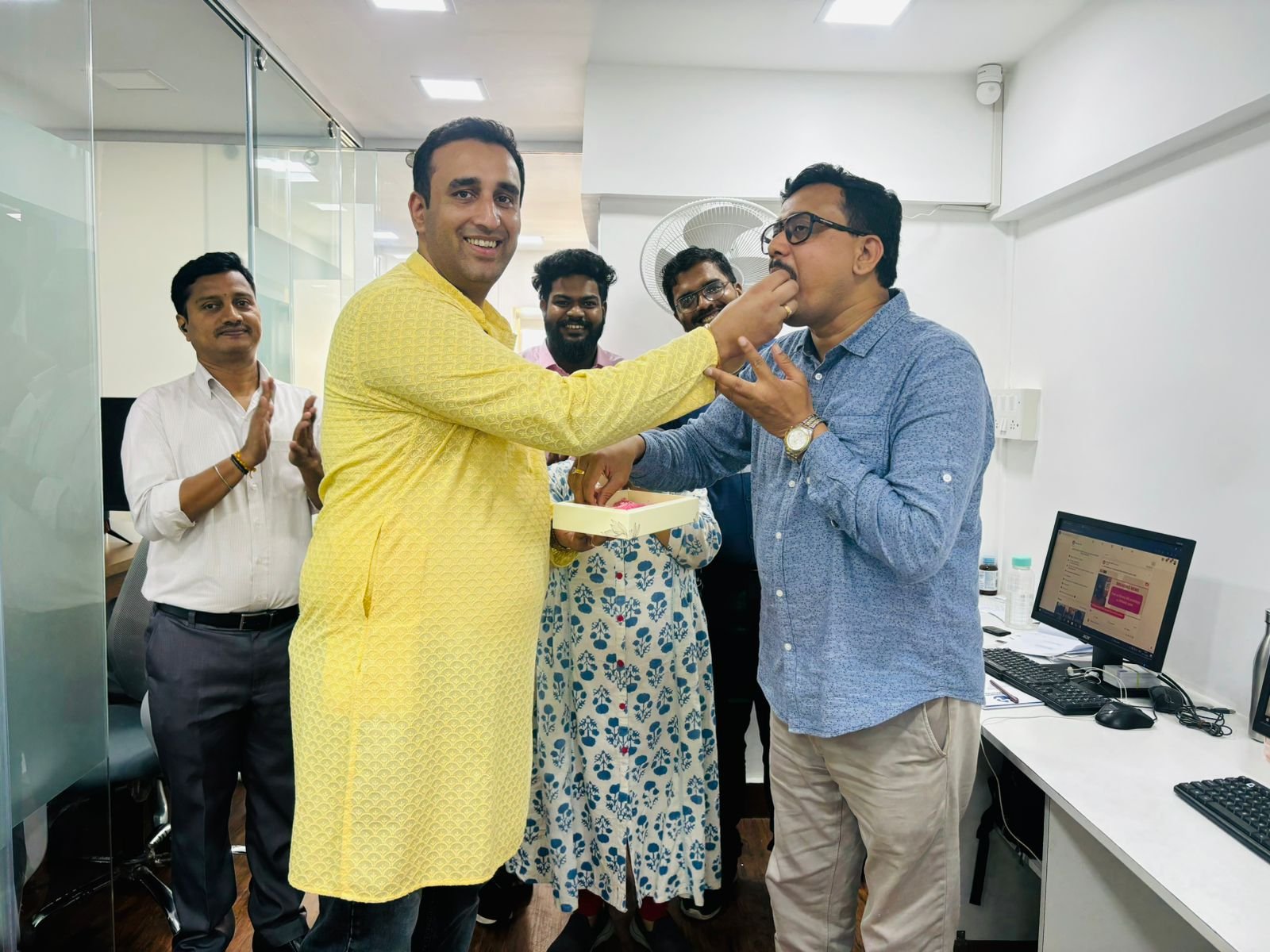 व्हॉईस ऑफ मीडिया’च्या लढ्याला मोठे यश पत्रकारांसाठी आणि वृत्तपत्र विक्रेत्यांसाठी स्वतंत्र महामंडळ  तेरा वेळा आंदोलन, राज्यभरात साखळी उपोषण महामंडळासाठी उभारला होता तीन वर्ष मोठा लढा