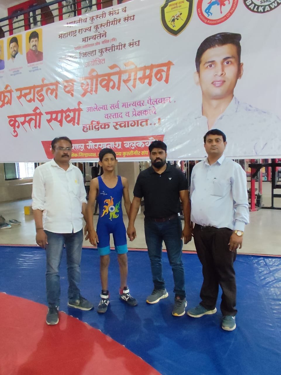 आदित्य ताकमारेचा अभिमानास्पद प्रवास: कुस्ती स्पर्धेत यशस्वीता