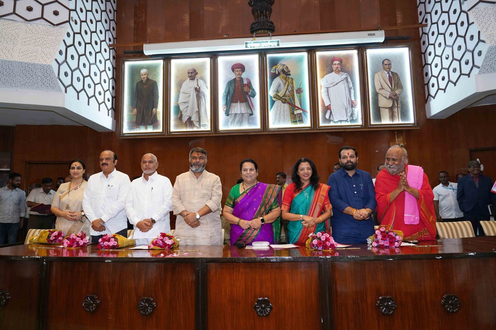 सात सदस्यांनी घेतली विधानपरिषद सदस्यत्वाची शपथ