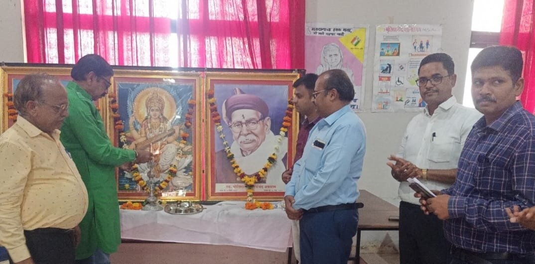 छत्रपती शिवाजी महाराजांनी मराठी देशाचा पाया रचला – दिपक करंजीकर यांचे प्रतिपादन