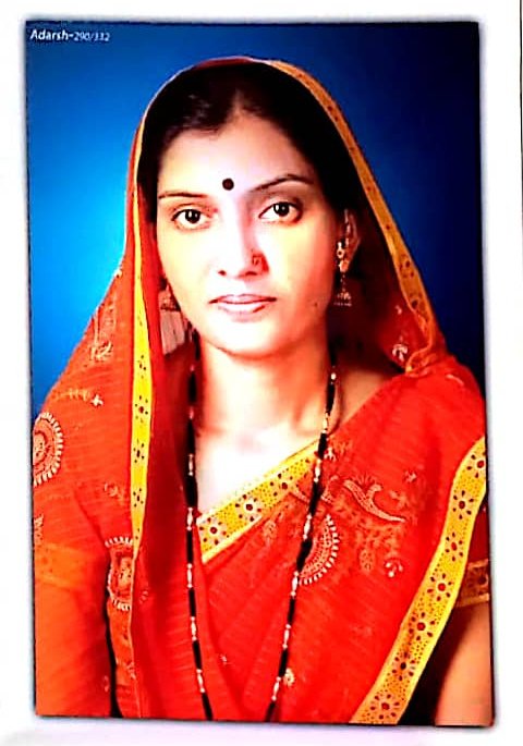 कोरोना काळात तुम्ही परवानगी नसलेले औषध आणले पण अनिल दादांनी हजारो रुग्णांना प्राणवायू दिला-सौ पुष्पा विजय पाटील