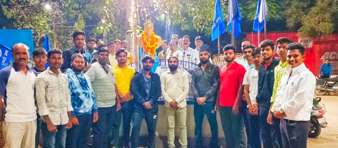 संविधान प्रेमींकडून धरणगावात संविधान दिन उत्साहात संपन्न  संविधानामुळे लोकशाहीचे आणि मानवाचे अधिकार अबाधित; प्रा.आकाश बिवाल