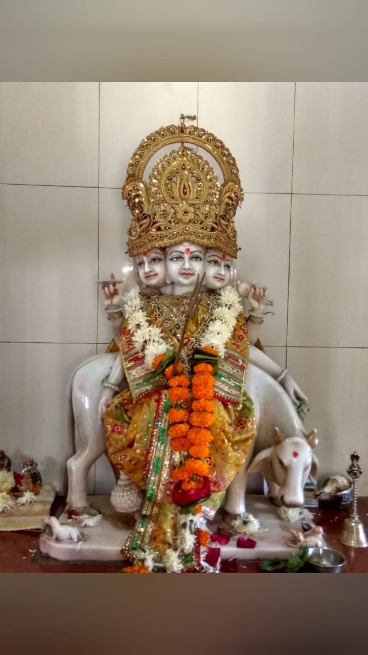 कळमसरे येथे भव्य श्री दत्त जयंती उत्सव: अखंड हरिनाम कीर्तन सप्ताहाचे आयोजन