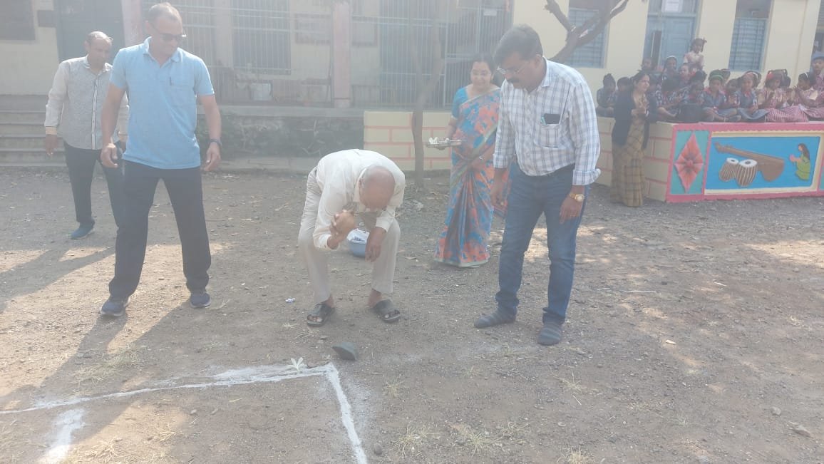 क्रीडा स्पर्धा सप्ताह: अभिनव प्राथमिक सराव पाठ शाळेतील उत्सव