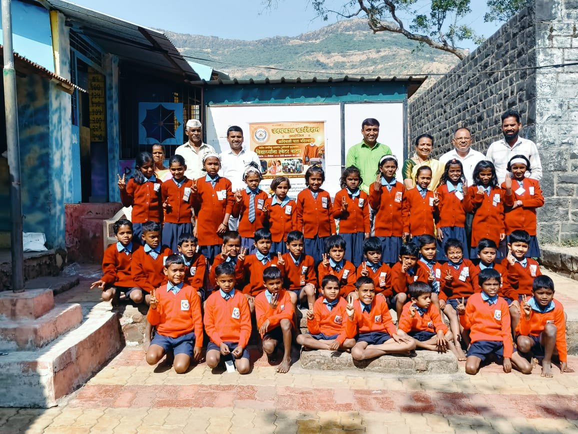 मायेची उब आणि शिक्षणाची भूक या संकल्पनेतून……*