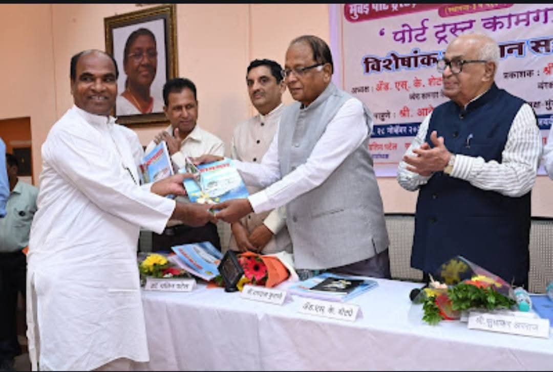 महाराष्ट्र भूषण राष्ट्रपती पुरस्कार विजेते डॉ खंडू माळवे यांचा सत्कार