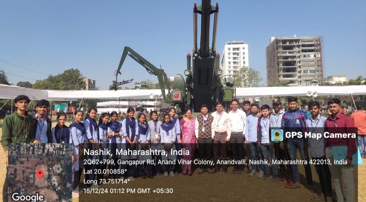 प्रताप’ च्या विद्यार्थ्यांची नाशिक येथे शैक्षणिक सहल उत्साहात संपन्न* ●शस्त्र प्रदर्शनची पाहणी ● त्र्यंबकेश्वर येथे वनस्पतींचे नमुने संकलन करण्यासाठी भेट