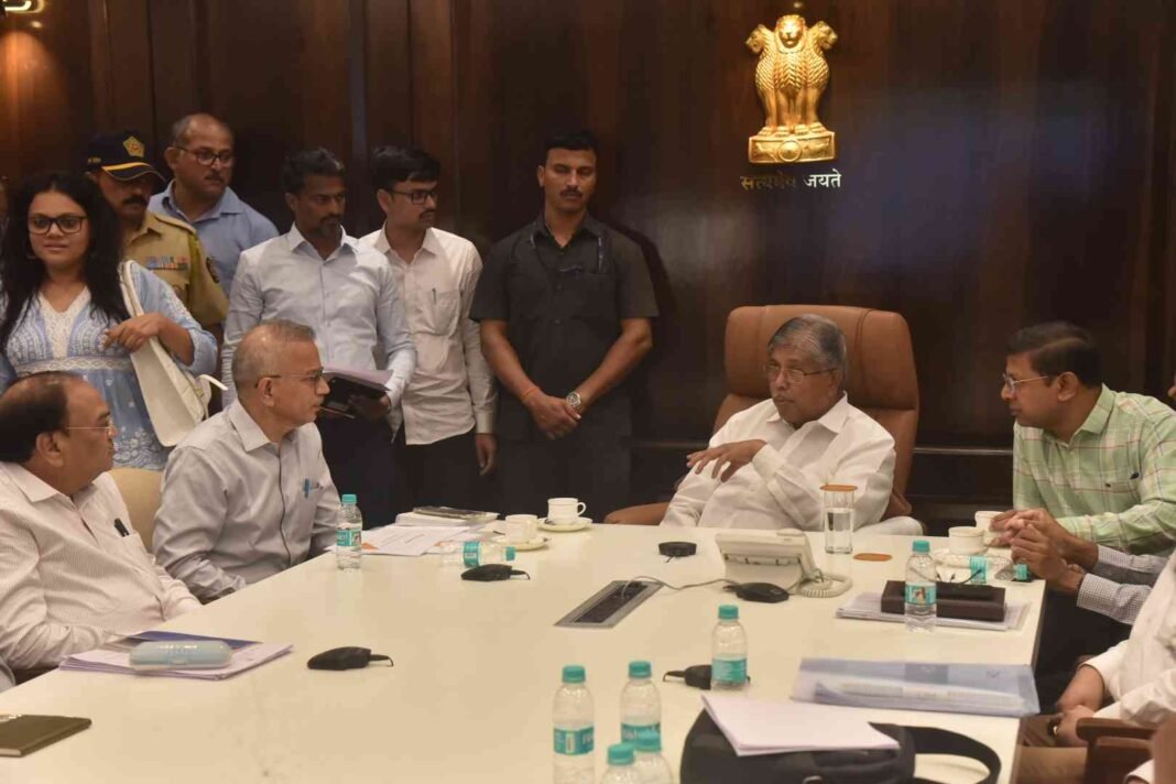 नवीन शैक्षणिक धोरणाची अंमलबजावणी, प्रशिक्षण आणि वाचन संकल्प महाराष्ट्राचा यावर विशेष लक्ष केंद्रित करणार!  “ईडब्ल्यूएस” विद्यार्थ्यांना दोन महिन्यांचा अतिरिक्त कालावधी-उच्च व तंत्र शिक्षण मंत्री चंद्रकांतदादा पाटील