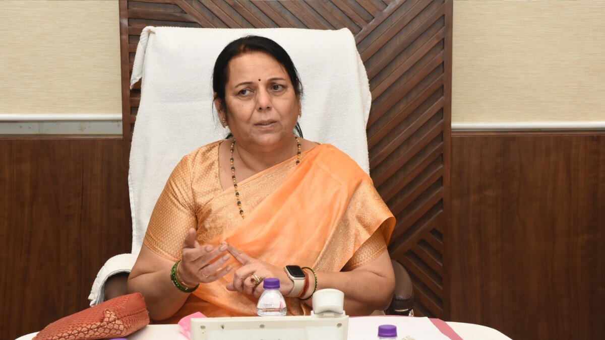 पॉक्सो कायद्यांतर्गत तातडीने कार्यवाही करा’; कोंढवा परिसरात स्कूल बस चालकाने विद्यार्थीनीचा विनयभंग केल्याप्रकरणी उपसभापती डॉ. नीलम गोऱ्हे यांचे निर्देश*