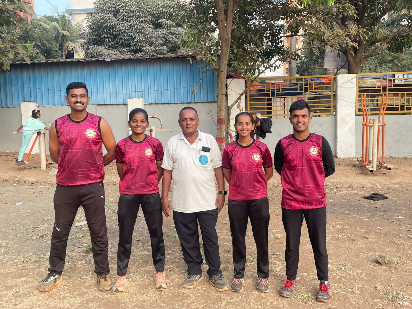 राष्ट्रीय आट्या पाट्या अजिंक्यपद स्पर्धेसाठी ठाणे जिल्ह्यातील चार खेळाडूंची निवड.*  *संजय काळे यांची महाराष्ट्र आट्यापाट्या महिला संघाच्या प्रशिक्षक पदी निवड.*