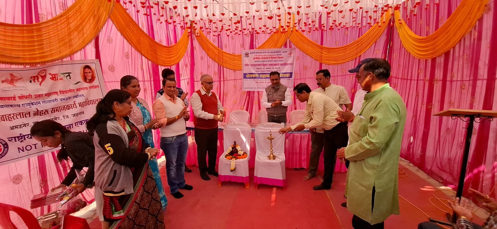 गांधली परिसरातील शेतकऱ्यासाठी विद्यापीठाकडून शेतकरी सहायता कार्यशाळा