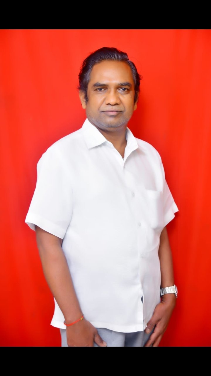 महाराष्ट्रातील सुप्रसिद्ध सामाजिक कार्यकर्ते डॉ. रवींद्र भोळे यांना ‘स्वामी विवेकानंद नॅशनल युथ आयकॉन अवॉर्ड ‘प्राप्त