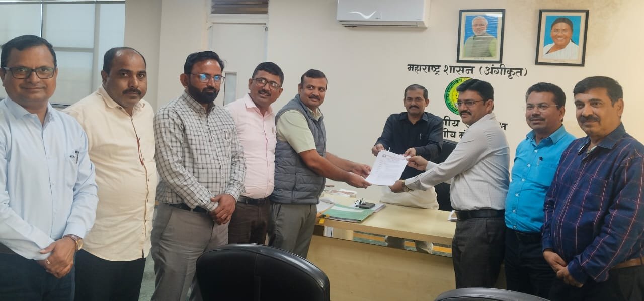 प्रलंबित मागण्यांसाठी फेब्रु / मार्च २०२५ मध्ये होणाऱ्या SSC/HSC परिक्षेच्या कामकाजावर बहिष्कार टाकणार…  शिक्षण विस्तार अधिकारी संघटनेचे नाशिक विभागीय अध्यक्षांना निवेदन