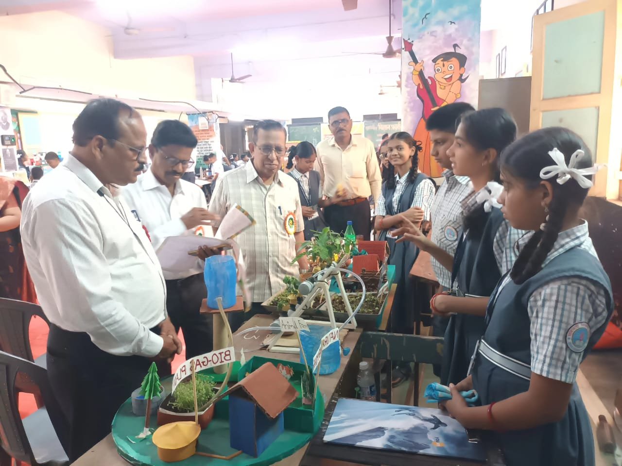 ज्ञानमंदिर हायस्कूल कल्याण पूर्व येथे विभाग स्तरीय अविष्कार विज्ञान प्रदर्शन संपन्न.,  विद्यार्थ्यांमधील सुप्त गुणांना वाव देण्यासाठी समर्थ शिक्षण मंडळातर्फे विविध उपक्रमांना प्राधान्य- कार्याध्यक्ष श्रीकांत तरटे.