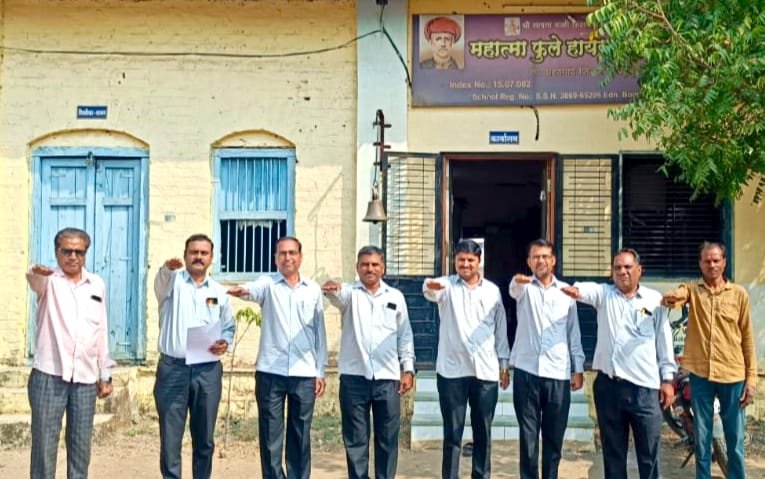 महात्मा फुले हायस्कूल धरणगाव येथे राष्ट्रीय मतदार दिवस साजरा !…