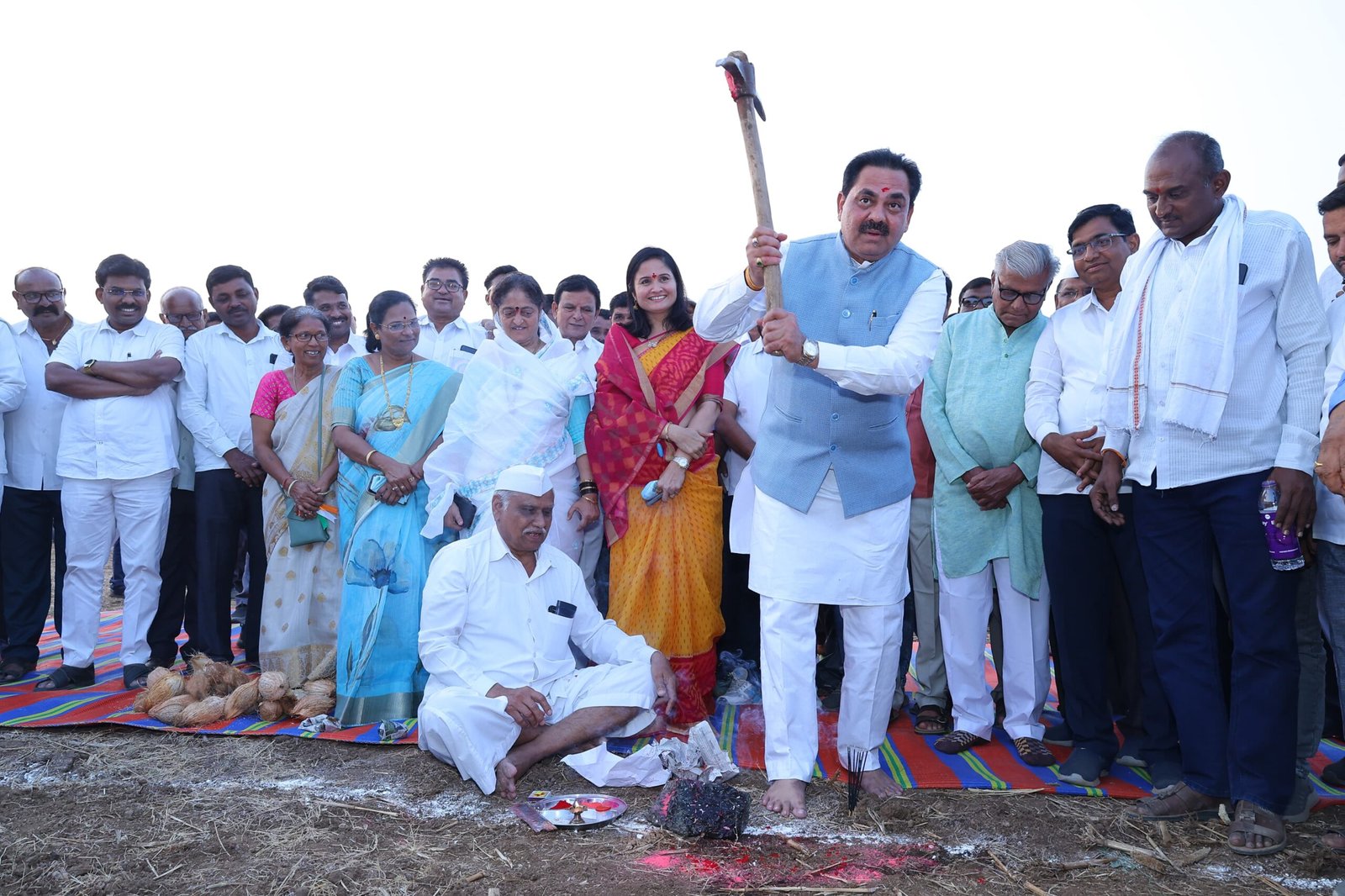 धरण तर होणार मात्र धरणाचे पाणी शेतात पोहोचविण्यासाठी आणली राजस्थानची टेक्नॉलॉजी- आ.अनिल पाटील  शासकीय उपसा सिंचन योजना 1 व 2 चे खेडी (वासरे) येथे थाटात भूमिपूजन