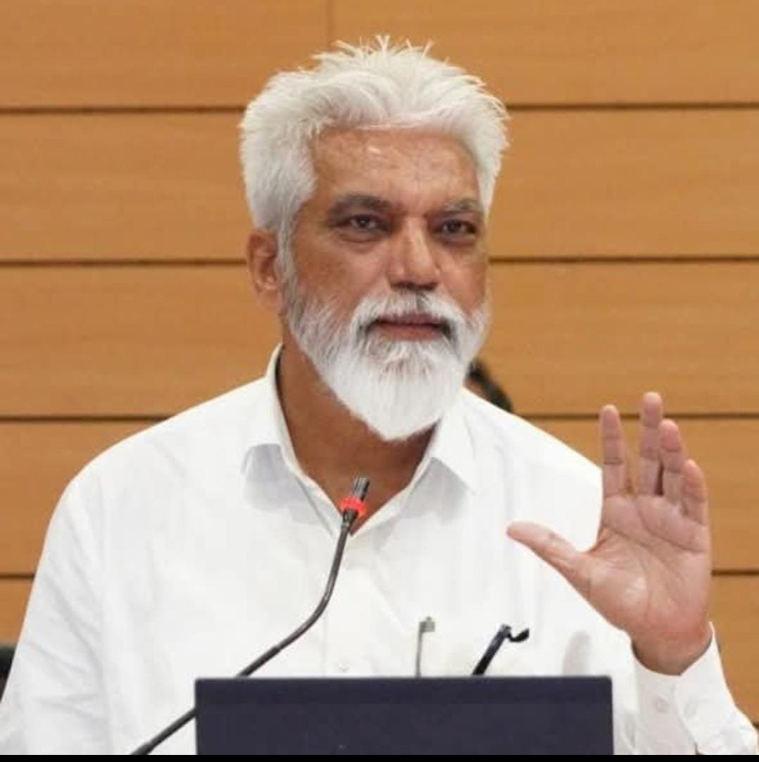 शालांत परीक्षेत बसलेल्या विद्यार्थ्यांना शालेय शिक्षण मंत्र्यांच्या विशेष शुभेच्छा!