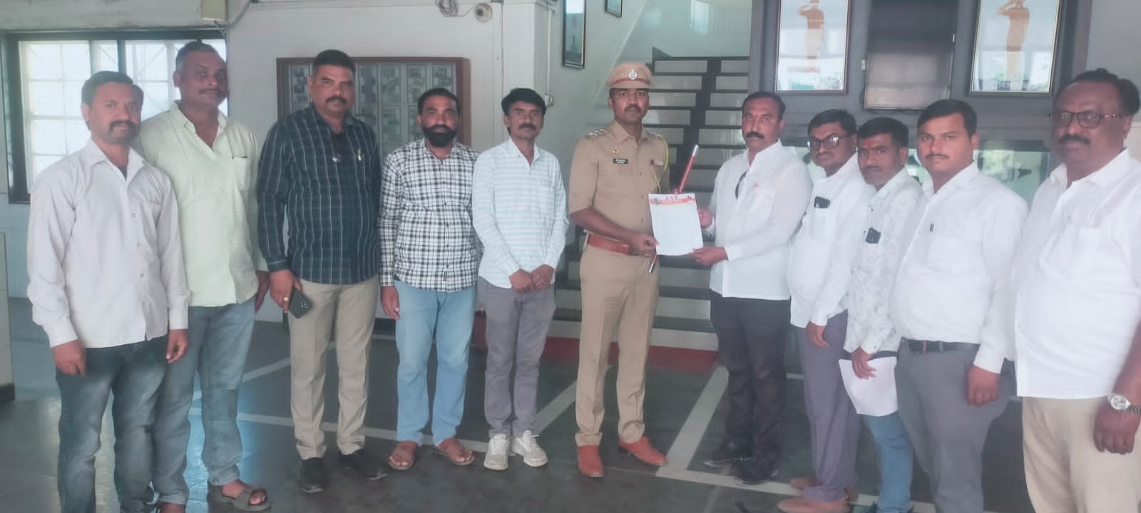 कोरटकरला अटक करण्याची संभाजी ब्रिगेडची मागणी…