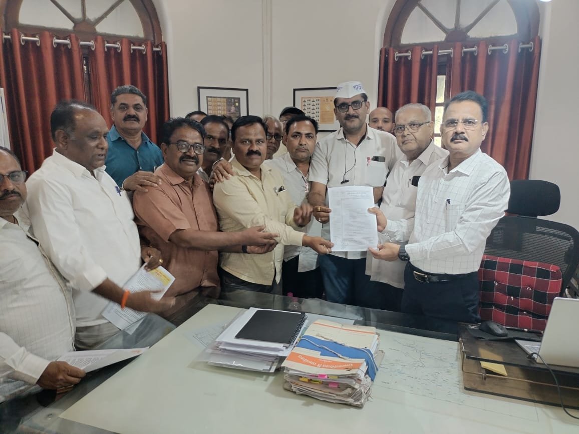 नाशिकमध्ये आजचे सत्याग्रह धरणे आंदोलन यशस्वी – शिक्षण क्षेत्रातील एकजूट!**