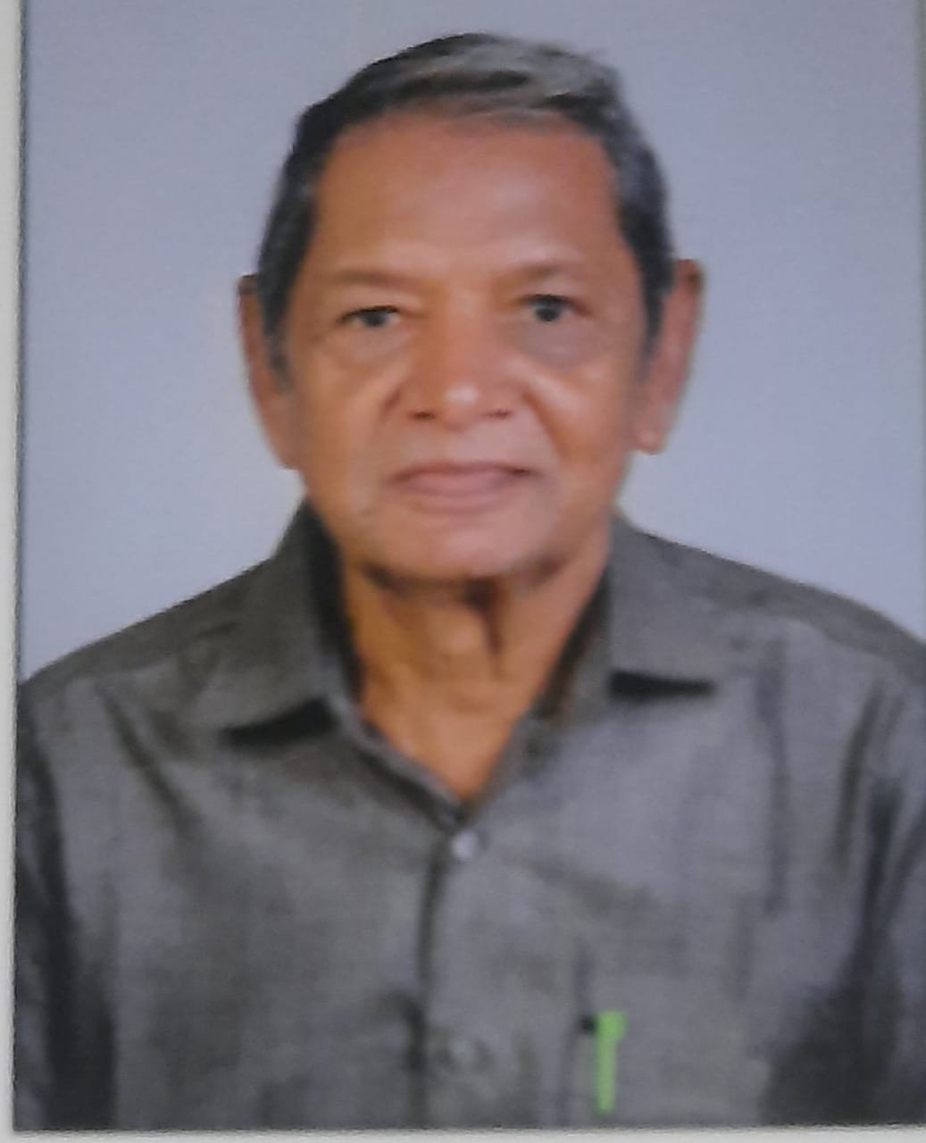 कै युवराज रामदास रोकडे यांचे निधन**  अंत्ययात्रा आज 13 मार्च रोजी सकाळी 11 वाजता त्यांच्या राहत्या घरापासून विद्यानागर देवपूर, धुळे येथून निघेल