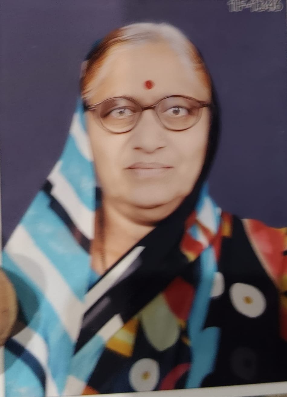 कै. प्रमिलाबाई अरुण साळुंखे यांचे निधन**