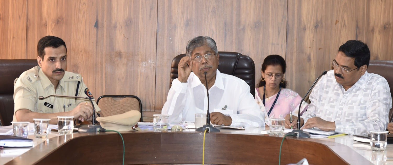 सांगली शहरात प्रायोगिक तत्त्वावर समुपदेशन व चिकित्सा केंद्र सुरू करण्यासाठी जिल्हा प्रशासनाने पुढाकार घ्यावा, पालकमंत्री चंद्रकांत पाटील यांच्या सूचना*