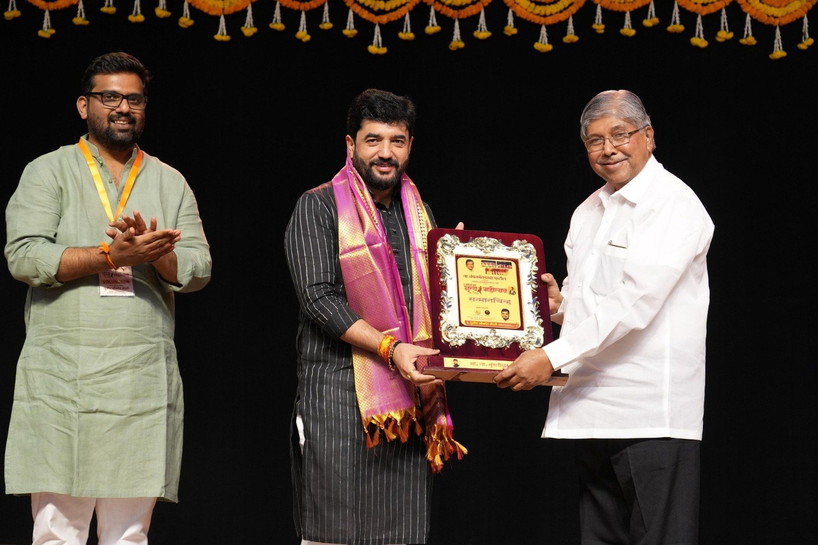 ‘पाश्चिमात्य संगीतापेक्षा शास्त्रीय नृत्य आणि संगिताला उपस्थित रसिकांकडून मिळणारी उत्स्फूर्त दाद पाहून मनाला समाधान मिळाले’ – चंद्रकांत पाटील*