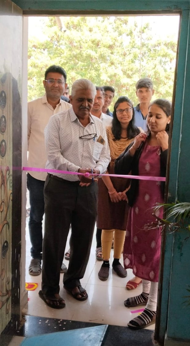 विज्ञान दिनाच्या निमित्ताने पर्ल इंटरनॅशनल स्कूलमध्ये दमदार विज्ञान प्रदर्शन