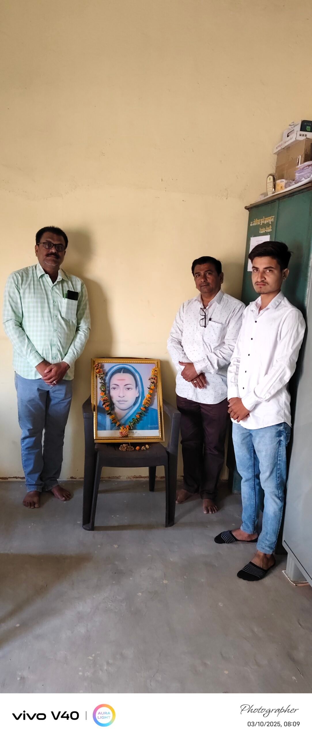 सावित्रीबाई फुले यांच्या पुण्यतिथीला महात्मा ज्योतिराव फुले हायस्कूलमध्ये अभिवादन!