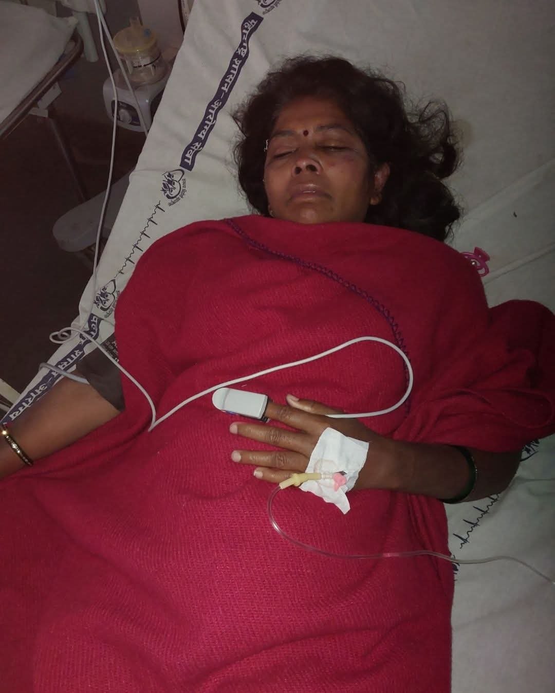 महिला पत्रकारावर चिपळूणमध्ये जीवघेणा हल्ला*