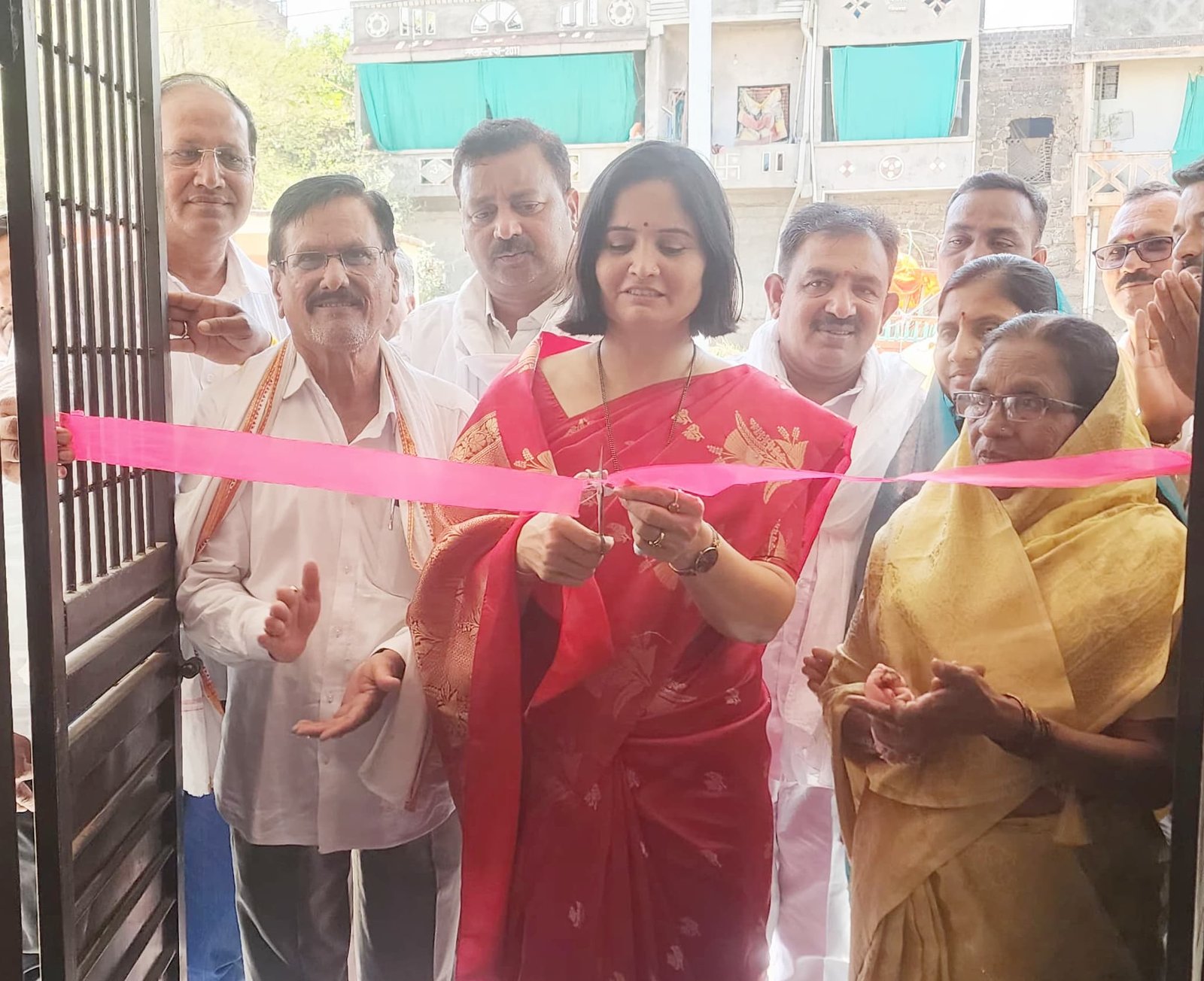 मुडी प्र. डांगरी येथे विविध विकासकामांचे थाटात भूमिपूजन व उद्घाटन  मा. जि.प. सदस्या सौ. जयश्री अनिल पाटील यांच्या शुभहस्ते शुभारंभ!