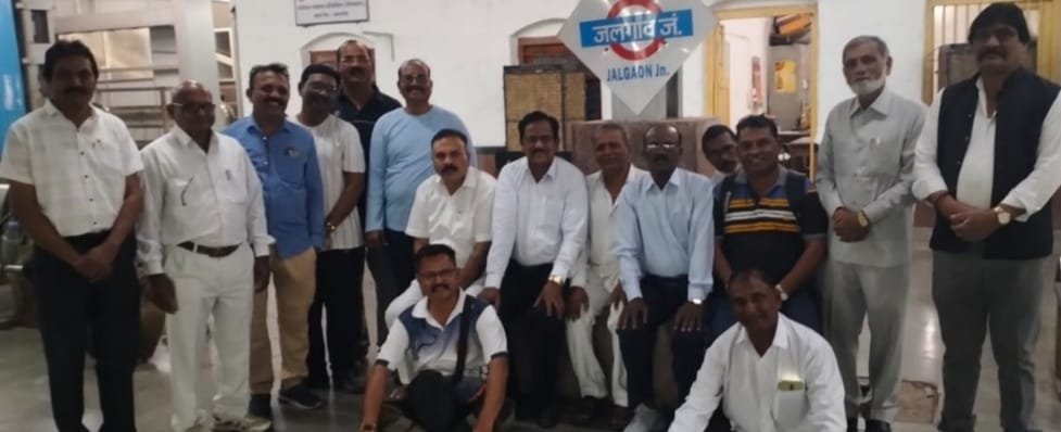 महाविहार मुक्ती लढ्यात प्रत्यक्ष सहभागी होण्या करीता जळगाव येथून कार्यकर्ते रवाना