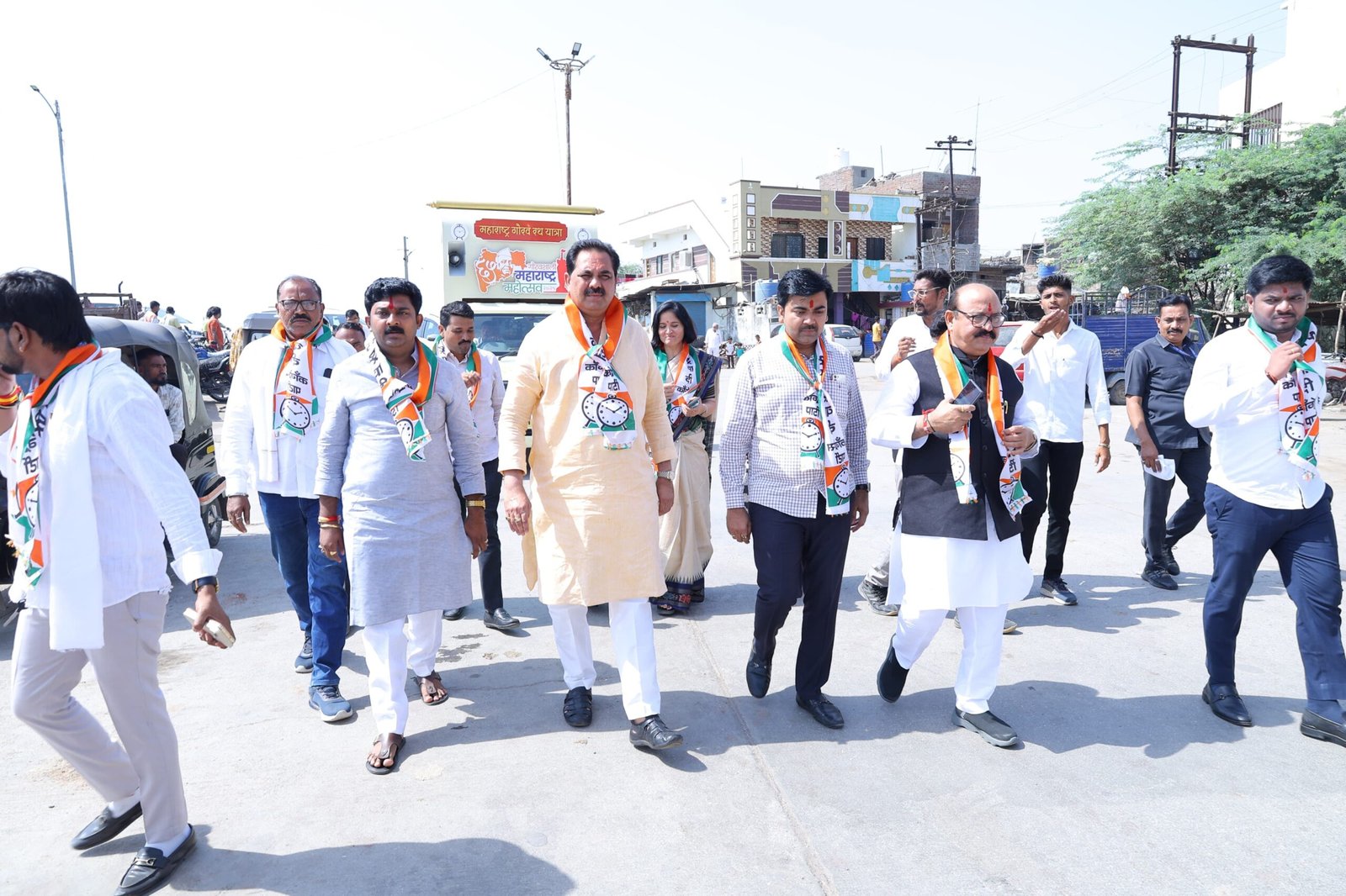 राष्ट्रवादी काँग्रेसच्या मंगल कलश रथयात्रेचा अमळनेरमध्ये मिरवणूकद्वारे उत्साहवर्धक स्वागत”