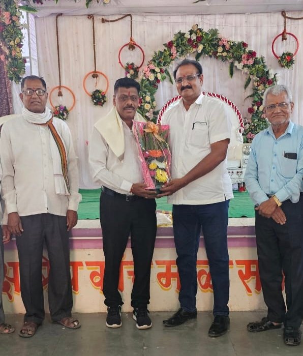 योगेश महाजन यांचा क्षत्रिय माळी समाजा कडून “सत्कार”…….